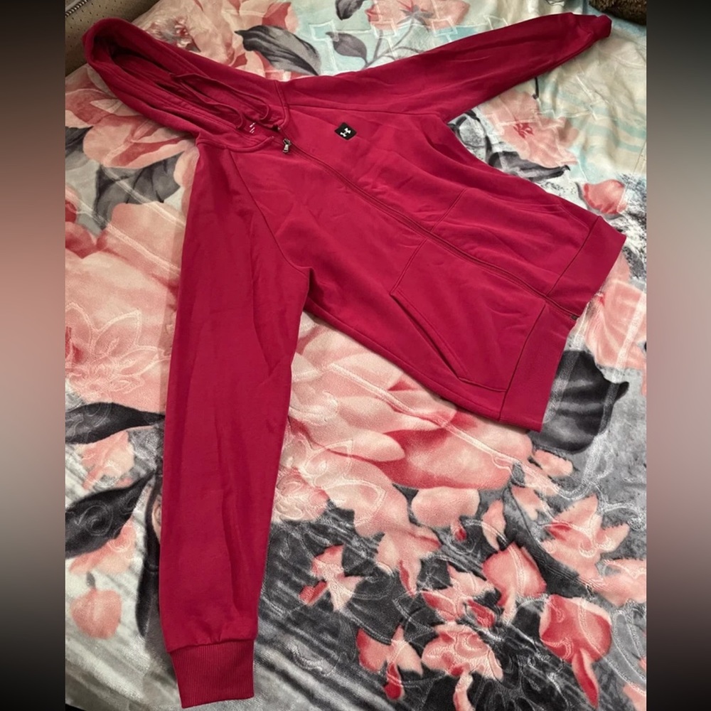 Under Armour Rival Fleece Full-Zip Hoodie!